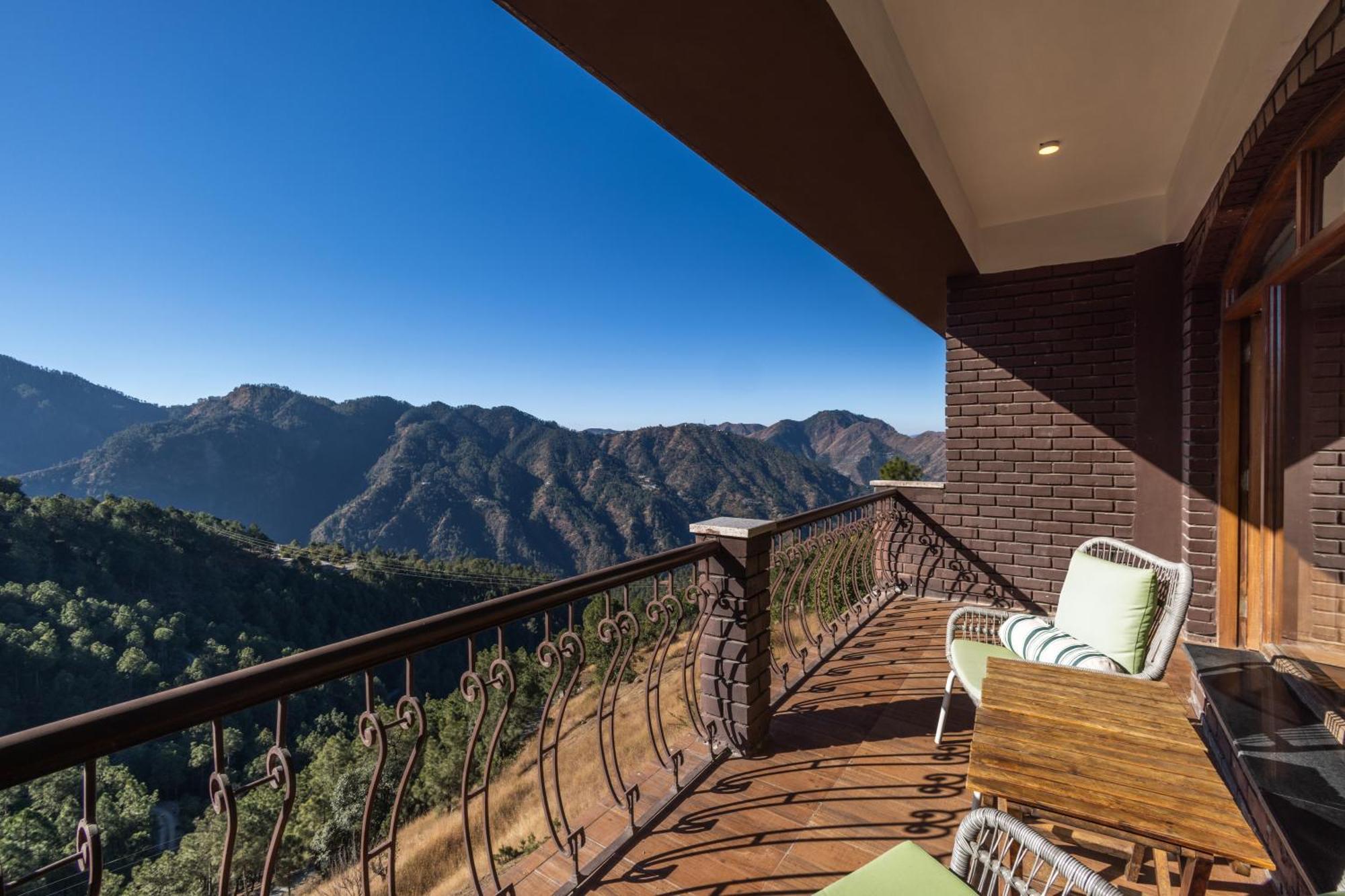 The Manor Luxury Apartments, Shimla Mashobra Exterior photo